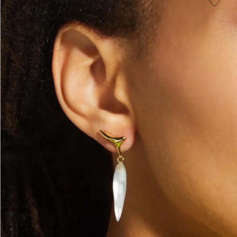 ALEXIS BITTAR • NEW Blue Grey Lucite Molten Gold Metal Spear Drop Post Earrings - Picture 6 of 13